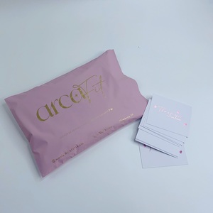 Sobres de Poliéster Mate Personalizados con Impresión Dorada - Bolsas de Envío con Marca para Cosméticos y Marcas de Boutique - Product Image 3