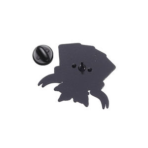 Broches en émail créatives en forme de cartes de poker chanceuses personnalisées par un designer, 4 cartes, fleurs, broches pour sac à dos, badge de revers, bijoux amusants - Product Image 5