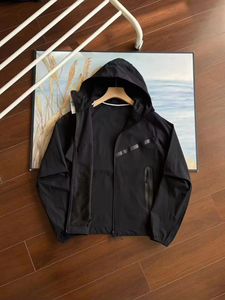 ชุดกีฬาออกกำลังกายสำหรับผู้ชายชุดวิ่งออกกำลังกายแบบวอร์มสำหรับผู้ชายชุดวอร์มแฟชั่นคลับอินเทรนด์ - Product Image 5