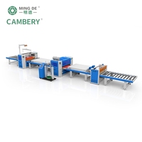 Machine de laminage de panneaux de plafond en PVC à haut rendement avec film thermofusible PUR de qualité supérieure pour un fonctionnement fluide