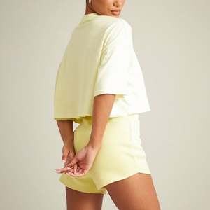 Meilleur pantalon short uni en coton pour femmes Oem personnalisé Fitness Running Workout Fleece Shorts Femme Pantalon Sweat Shorts pour femmes - Product Image 5