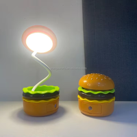 Lampe de table pliable avec design hamburger, style américain, en plastique, alimentée par USB, avec lumière LED, taille-crayon, cadeau