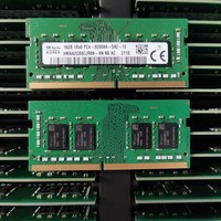 Module de mémoire serveur Hynix HMCG94AGBRA183N 64 Go DDR5 5600 MHz ECC Registered d'occasion pour le calcul haute performance