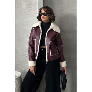 Chaquetas de Cuero Acolchadas Ligeras al por Mayor con Cremallera y Logotipo Personalizado en Satén con Opciones de Piel de Oveja, Piel de Cordero y Cuero PU - Product Image 5