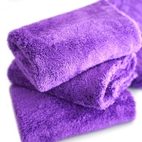 Serviette de nettoyage de voiture carrée en polaire corail avec logo personnalisé, très absorbante, en microfibre sans bords, tissée, pour séchage, lavage et polissage