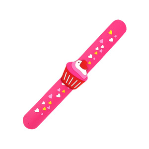 ใหม่ซิลิโคนแหวนสแน็ปการ์ตูนน่ารักสำหรับเด็กสร้อยข้อมือหัวใจสำหรับงานเลี้ยงวันวาเลนไทน์ - Product Image 6