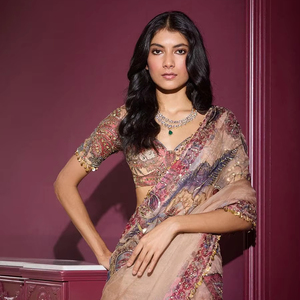 Sari de Georgette de Diseño Moderno para Mujer, Estilo Bollywood Indio, con Blusa Étnica, Cómodo y Elegante, Exclusivo para Bodas y Fiestas - Product Image 1