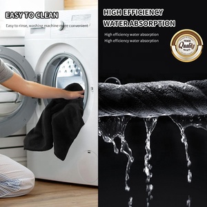 Serviette de salon 400gsm pour <span class=keywords><strong>cheveux</strong></span> secs Serviettes en <span class=keywords><strong>microfibre</strong></span> pour le nettoyage de la voiture Serviette de lavage à séchage rapide 40*40cm Chiffon de nettoyage de couleur noire - Product Image 3