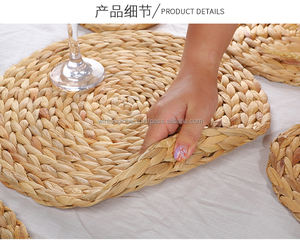 Ensemble de dessous-de-verre en rotin faits à la main, écologiques, isolants contre la chaleur, tissés, dessous-de-verre en rotin - Product Image 2