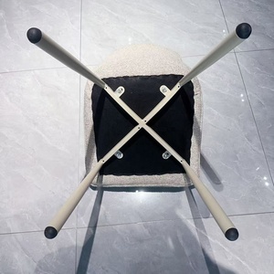 Set da Pranzo Moderno con Tavolo e 6 Sedie in Stile Scandinavo, Rivestimento in Tessuto di Cotone - Product Image 6
