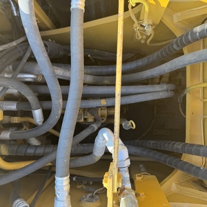 รถขุดมือสอง 320D2 ขนาด 20 ตัน คุณภาพสูง ราคาประหยัด พร้อมมอเตอร์ ปั๊ม เกียร์บ็อกซ์ และชุดเกียร์ สำหรับงานก่อสร้าง - Product Image 6