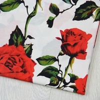 Tissu en coton peigné satiné imprimé motifs floraux roses, doux et respirant, idéal pour robes et chemises de filles – Qualité supérieure