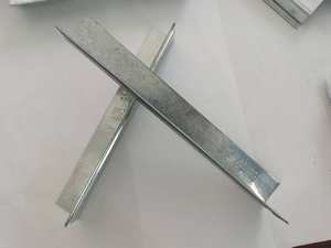 Support d'<span class=keywords><strong>angle</strong></span> en métal galvanisé en forme de L pour garniture de plafond - Product Image 3