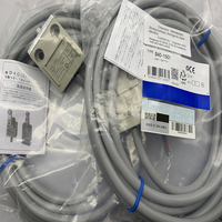 En stock Nouveau interrupteur de fin de course D4C-1550 1530 D4C-1521-P Fiable Vendeur d'or Garantie d'un an