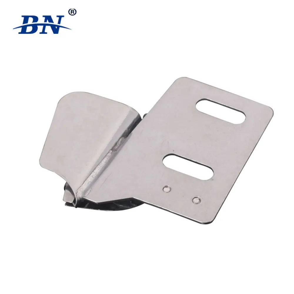 Carpeta de piezas de máquina de coser Industrial Carpeta de costura lateral para costura trasera de camisa o tela ligera DAYU 306/309