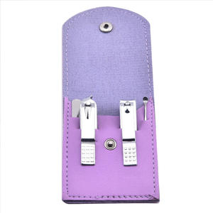 ชุดกรรไกรตัดเล็บ4ชิ้นชุดกรรไกรตัดเล็บชุดทำเล็บเท้าและแต่งเล็บพร้อมที่ทำความสะอาดหูกระเป๋าหนัง PU - Product Image 4