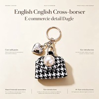 Mini sac de luxe pied-de-poule avec porte-clés, sangle en perles et breloque cœur, pendentif de sac, porte-monnaie, pochette pour écouteurs, cadeau pour femme, vente en gros, MOQ 15
