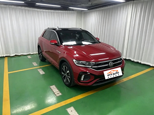 Oferta Especial: Auto Usado <span class=keywords><strong>Volkswagen</strong></span> <span class=keywords><strong>T</strong></span>-<span class=keywords><strong>ROC</strong></span> SUV 2023, 1.5T <span class=keywords><strong>Gasolina</strong></span>, Volante a la Izquierda, Techo Corredizo, Bajo Kilometraje - Product Image 2