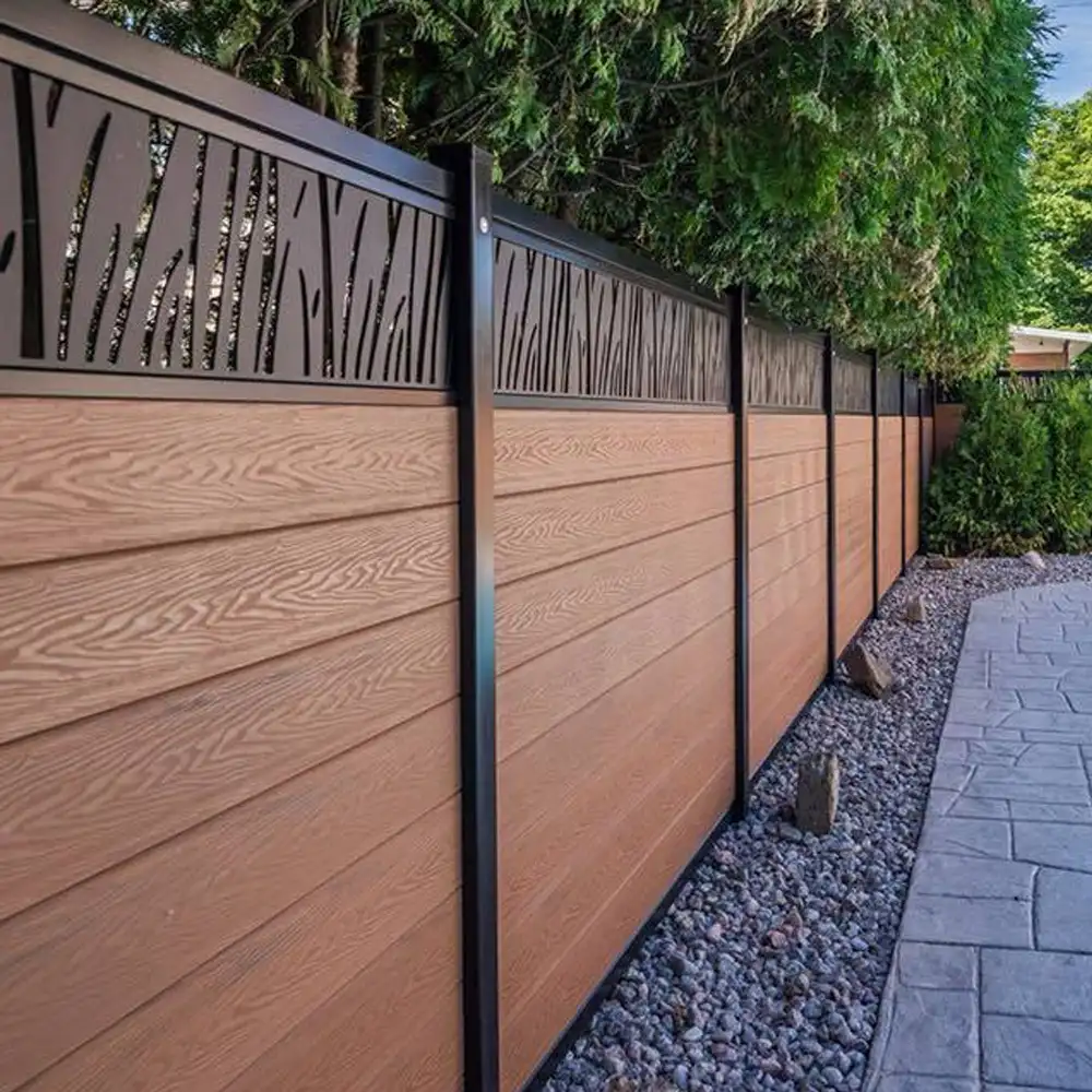 High-Traction Wood Grain Grass Fence Composite Wood Garden WPC Fence Panels Low Maintenance Full and Half Privacy Fence
