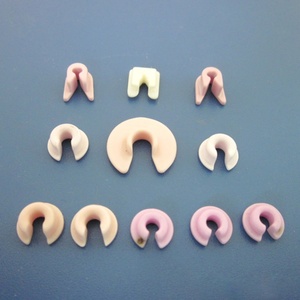 Ojal de Cerámica con Orificio - Product Image 3