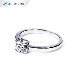 Tianyu แหวนเพชรโมอิสทรงกลมสีเงินประกายระยิบระยับสำหรับผู้หญิงยุคใหม่ใช้ได้ทุกวันและงานพบปะเล็กๆ - Product Image 2