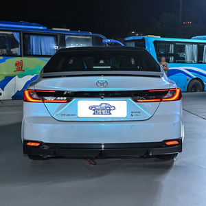 Toyota Camry hybride 2026 2.0HGVP édition luxe, transmission automatique, taille des pneus R17, berline quatre portes cinq places en cuir - Product Image 3