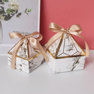 กล่องใส่ขนมงานแต่งงานทำจากกระดาษสไตล์โรแมนติก - Product Image 6