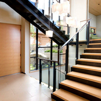 Escalier en colimaçon double poutre acier-bois pour villa, intérieur, avec garde-corps en verre personnalisé, pour loft intégré, duplex et immeubles de grande hauteur