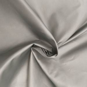 La más popular 300T100% P <span class=keywords><strong>brillo</strong></span> y cómoda película de piel semidull calandrado tela de tafetán de poliéster para chaqueta acolchada - Product Image 5