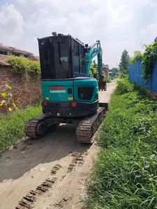 Mini-excavatrice SUNWARD SWE35UF d'occasion, excavatrices d'occasion SWE35, mini-excavatrice sur chenilles pour travaux de terrassement - Product Image 6