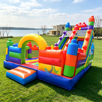 Structure gonflable commerciale durable sur mesure OEM, type blocs de construction, avec toboggan sec et château rebondissant, pour festivals, fêtes, événements, carnavals et location