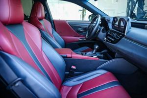 Auto Usado de Bajo Costo, Lexus ES <span class=keywords><strong>300h</strong></span> F SPORT SEDÁN - Product Image 5