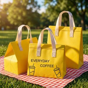 Reusable Eco Friendly Insulated Food Delivery Bag Custom Logo Camping Thermal Grocery Non-woven Cooler Bag - Product Image 1