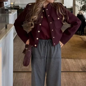 Best-seller de la mode féminine : Veste courte rétro à col montant et double boutonnage - Product Image 4
