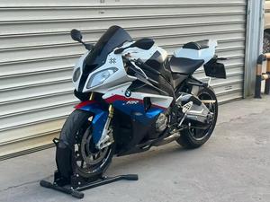 มอเตอร์ไซค์ BMW <span class=keywords><strong>S1000RR</strong></span> 1000 ซีซี เครื่องยนต์สี่สูบเรียง Supersport รุ่น <span class=keywords><strong>M</strong></span> Sport สีขาว น้ำเงิน แดง  พร้อมท่อไอเสียไทเทเนียมแบบดัดแปลง - Product Image 5