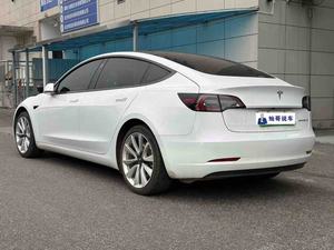 <span class=keywords><strong>Tesla</strong></span> <span class=keywords><strong>Model</strong></span> <span class=keywords><strong>3</strong></span> Standard Range Plus RWD 2019 d'occasion, berline électrique, charge rapide, véhicule électrique intelligent - Product Image 4