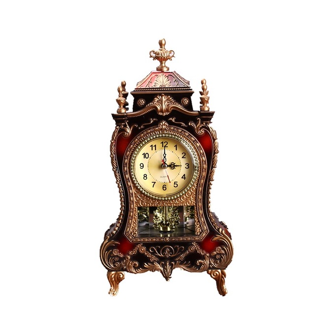 Vintage Imperial European Retro Electronic Alarm Clock Quartz Pendulum Battery Operated Color Changing Creative Sitting Room TV