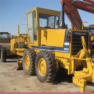 Motoniveladora usada KOMATSU GD 623A original de Japón en buenas condiciones con precio barato Excelente rendimiento - Product Image 2