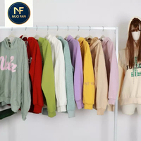 Vêtements d'occasion - Grade B, sweats à capuche mixtes homme et femme, automne/hiver, commande minimum 1000 kg, vente en gros en balles