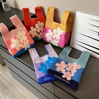 Tas Hadiah Benang Rajut Liburan Tas Jinjing Kapasitas Besar Kotak Makan Siang Bahan Poliester Gaya Kesederhanaan Urban Ukuran 20x36cm