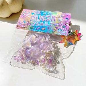 ของเล่นบีบคลายเครียดรูปอุ้งเท้าแมว TPR ยี่ห้อ Funny Pinch Family Cat Claw สำหรับเด็กและทุกเพศทุกวัย ขายส่ง - Product Image 4