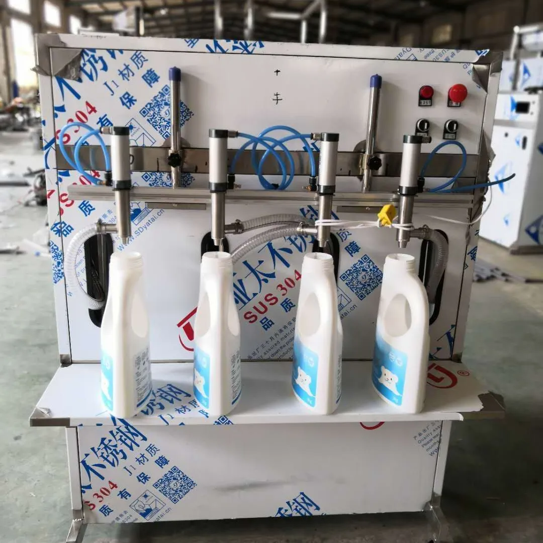 China Nieuwe Ontwerp 4 Hoofd Fles Vloeibare Automatische Vulmachine