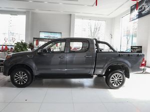 2023 Foton <span class=keywords><strong>Conqueror</strong></span> PLUS camioneta diésel 2,0 T 163HP L4 caja de cambios automática AWD combustible dirección izquierda nuevo coche usado - Product Image 4