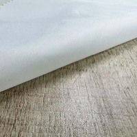 Doublure en tissu 210D 100% polyester, écologique, tissé uni, teint, résistant à l'eau, doux, anti-duvet, couleur personnalisée, poids moyen