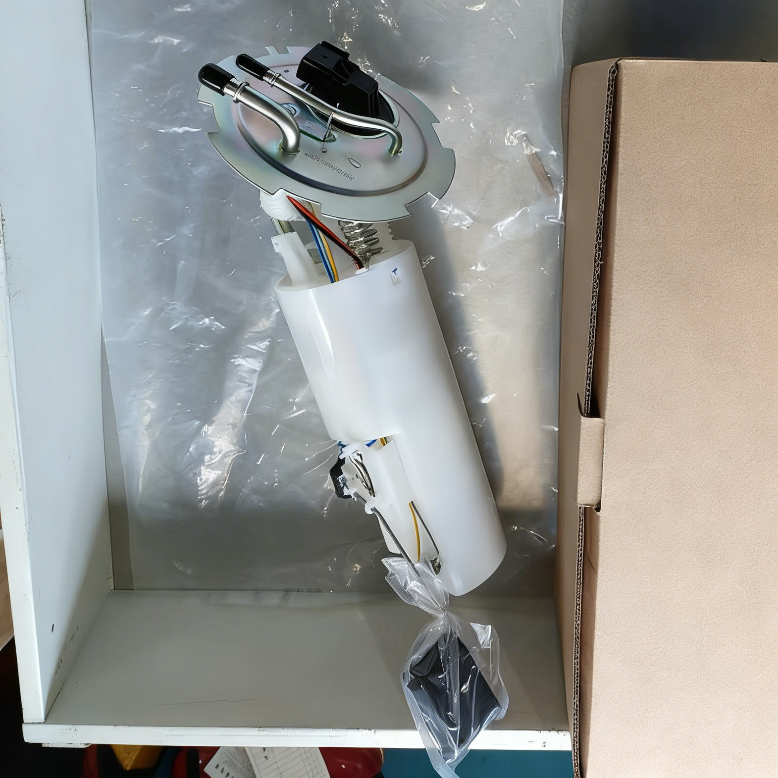 High Quality Fuel Pump Assy 96291866 96385759 96391618 96291867 96391619 for Daewoo Lanos Nubira 2.0L 16V 12-Month Warranty New