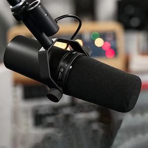 SM7B 다이나믹 보컬 마이크 전문 스튜디오 녹음 팟 캐스팅 마이크 20Hz-20kHz 주파수 응답 중간/카디오이드 패턴 - Product Image 6