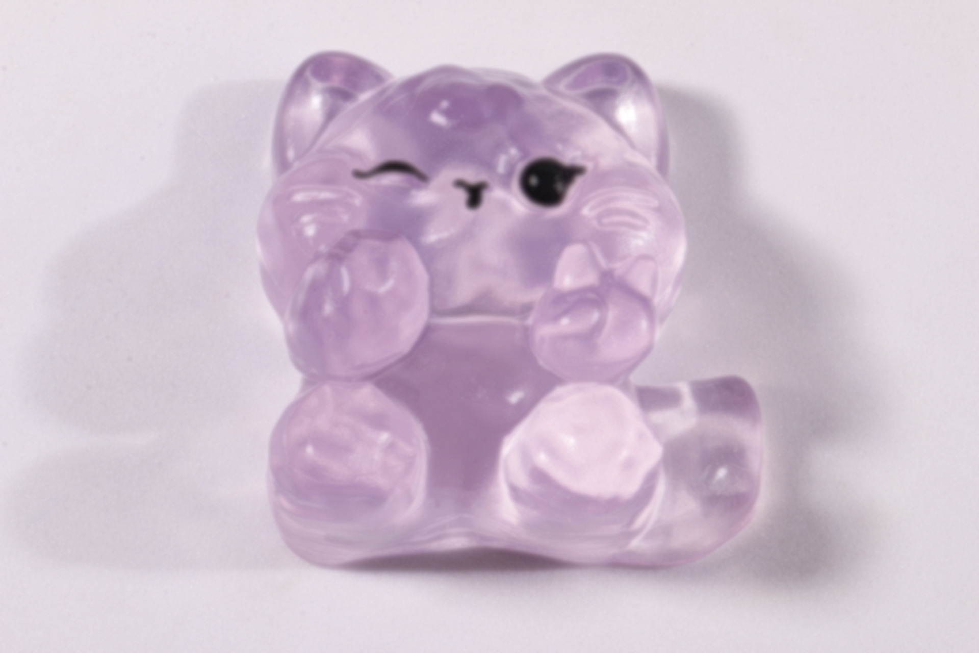 20692-Gato animador magenta transparente[6.5*6*3cm 62g]