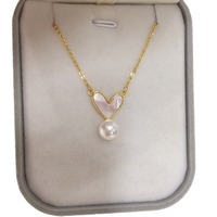 Collier chaîne de pull en perles d'eau douce personnalisées en gros, pendentif cœur, breloque coquillage plaqué or, qualité AAAAA, bijoux unisexes