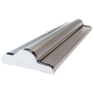 Biểu Ngữ Phông Nền Kéo Lên Sàn Kích Thước Tiêu Chuẩn Đế Rộng Di Động Giá Đỡ Cuộn Lên Ổn Định Bằng Nhôm Để Trưng Bày Khuyến Mãi - Product Image 1