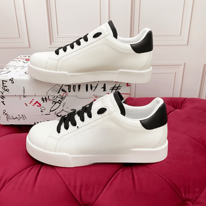 Nuevas Zapatillas Casuales Gabbana 2026: Tendencia de Moda Dolces, Estilo Graffiti en Contraste Blanco y Negro, Clásicas y de Plataforma Gruesa - Product Image 6